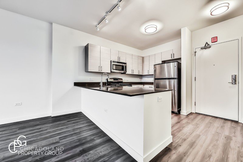 Madison at Racine 1 Bed 06