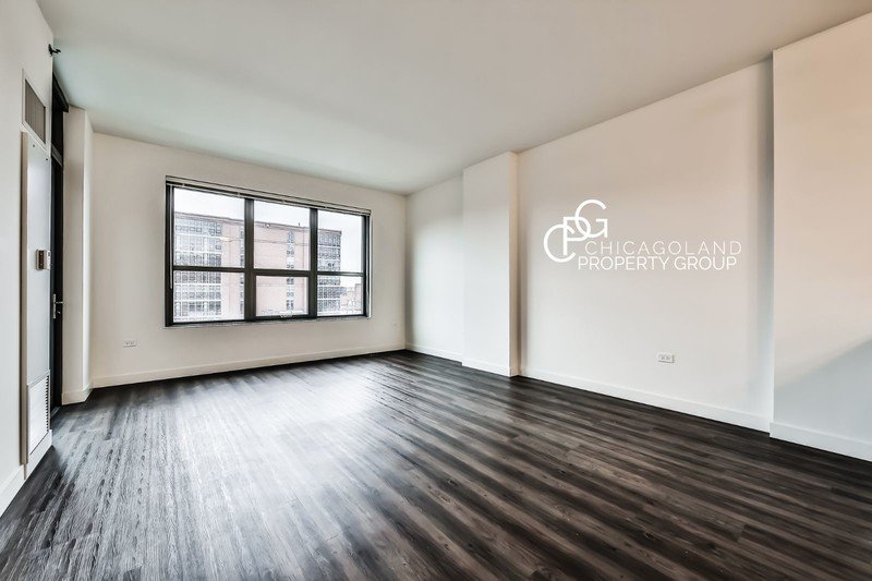 Madison at Racine 1 Bed 06