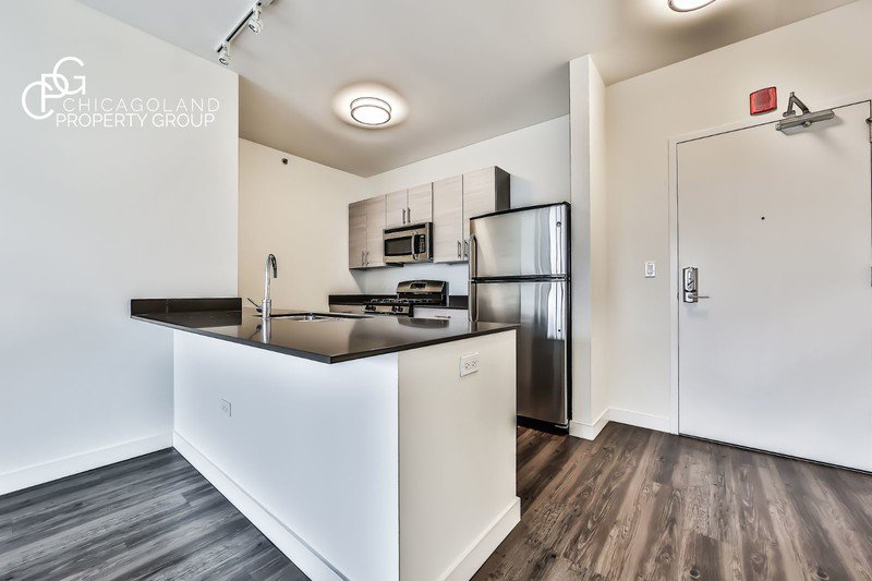 Madison at Racine 2 Bed 16