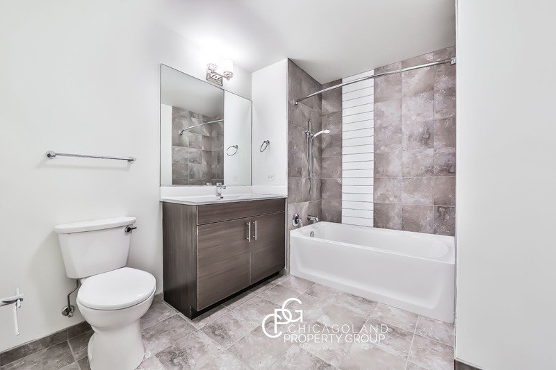 Madison at Racine 2 Bed 16