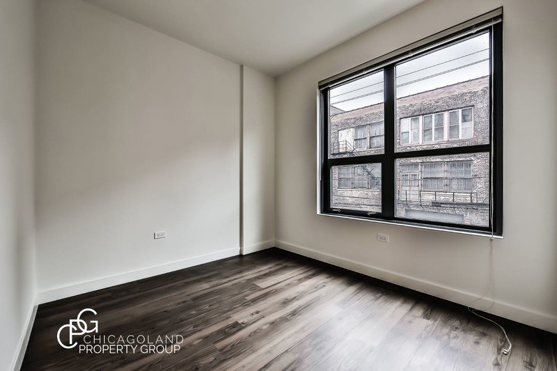 Madison at Racine Convertible 30